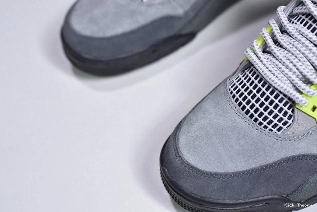 Kick Theory Air Jordan Neon CT5342-007 4 SE 0825